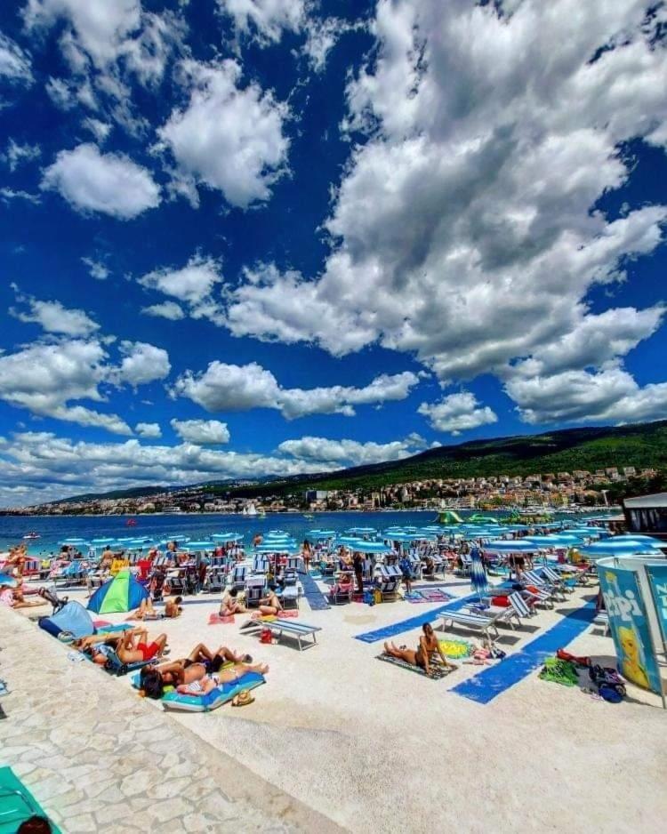 Apartment Lona Crikvenica Exterior foto
